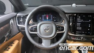 Volvo S90 B6 AWD ULTIMATE Bright 2023 года из Южной Кореи