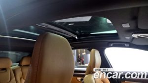 Volvo S90 B6 AWD ULTIMATE Bright 2023 года из Южной Кореи