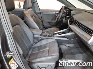 Audi A3 40 TFSI 2025 года из Южной Кореи