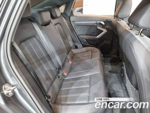 Audi A3 40 TFSI 2025 года из Южной Кореи