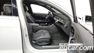 Audi A8 55 TFSI 4WD Premium LWB 2023 года из Южной Кореи