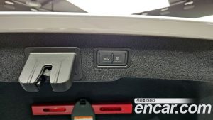 Audi A8 55 TFSI 4WD Premium LWB 2023 года из Южной Кореи