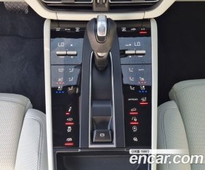 Porsche Macan 2.9 GTS 2023 года из Южной Кореи