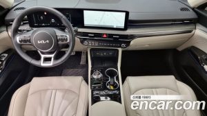 Kia K5 Signature 2025 года из Южной Кореи