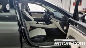 Kia K5 Signature 2025 года из Южной Кореи