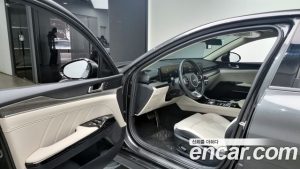 Kia K5 Signature 2025 года из Южной Кореи