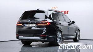 BMW X7 xDrive 40i Design Pure Excellence 7-Seater 2024 года из Южной Кореи