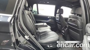 BMW X7 xDrive 40i Design Pure Excellence 7-Seater 2024 года из Южной Кореи