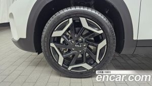 Kia Seltos Бензин 1.6 Turbo 2WD 2024 года из Южной Кореи