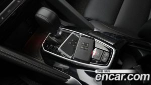 Renault-KoreaSamsung QM6 2.0 LPe RE Signature 2WD 2023 года из Южной Кореи