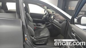 Renault-KoreaSamsung QM6 2.0 LPe RE Signature 2WD 2023 года из Южной Кореи