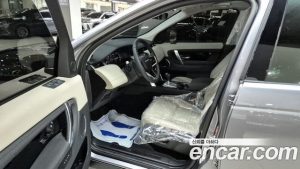Land Rover Discovery Sport P250 SE 2023 года из Южной Кореи