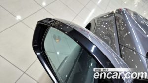 Land Rover Discovery Sport P250 SE 2023 года из Южной Кореи