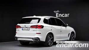 BMW X5 xDrive 40i M Sport 2024 года из Южной Кореи