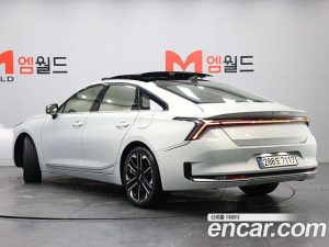 Kia K8 Noblesse 2025 года из Южной Кореи