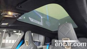 BMW iX xDrive50 Sport Plus 2023 года из Южной Кореи