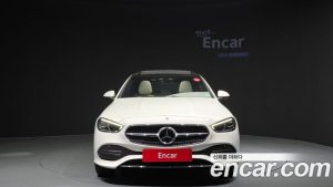 Mercedes-Benz C-Class C200 Avantgarde 2025 года из Южной Кореи