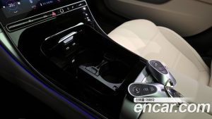 Mercedes-Benz C-Class C200 Avantgarde 2025 года из Южной Кореи