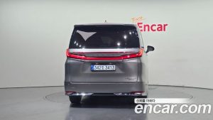 Lexus LM 500h Royal 2025 года из Южной Кореи