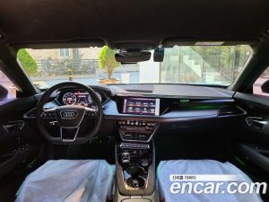 Audi RS e-tron GT GT RS 2023 года из Южной Кореи