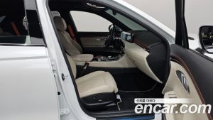Genesis GV70 2.5T Бензин AWD 2025 года из Южной Кореи