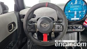 Mini Cooper Favoured 2025 года из Южной Кореи