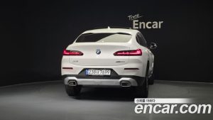 BMW X4 xDrive20i xLine 2023 года из Южной Кореи