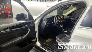 BMW X4 xDrive20i xLine 2023 года из Южной Кореи