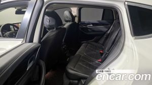 BMW X4 xDrive20i xLine 2023 года из Южной Кореи