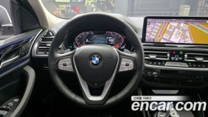 BMW X4 xDrive20i xLine 2023 года из Южной Кореи