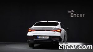 Hyundai AVANTE Modern 2025 года из Южной Кореи