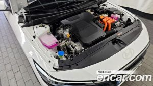 Hyundai AVANTE Modern 2025 года из Южной Кореи