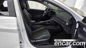 Hyundai AVANTE Modern 2025 года из Южной Кореи