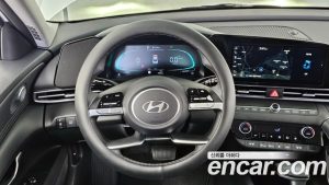 Hyundai AVANTE Modern 2025 года из Южной Кореи