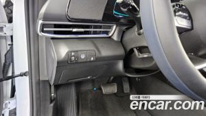 Hyundai AVANTE Modern 2025 года из Южной Кореи