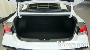 Hyundai AVANTE Modern 2025 года из Южной Кореи