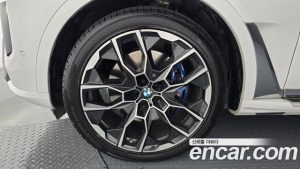 BMW X7 xDrive 40i M Sport 7-Seater 2024 года из Южной Кореи