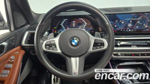 BMW X7 xDrive 40i M Sport 7-Seater 2024 года из Южной Кореи