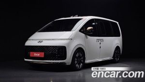 Hyundai Staria L3.5 Lounge 7-Seater 2025 года из Южной Кореи