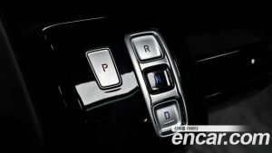 Hyundai Staria L3.5 Lounge 7-Seater 2025 года из Южной Кореи