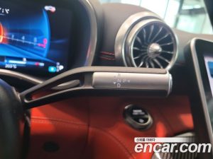 Mercedes-Benz SL-Class AMG SL63 4MATIC+ Performance 2023 года из Южной Кореи