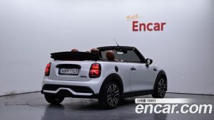 Mini Cooper Convertible CLASSIC 2024 года из Южной Кореи