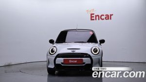 Mini Cooper Convertible CLASSIC 2024 года из Южной Кореи