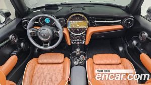 Mini Cooper Convertible CLASSIC 2024 года из Южной Кореи