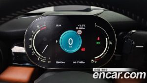 Mini Cooper Convertible CLASSIC 2024 года из Южной Кореи