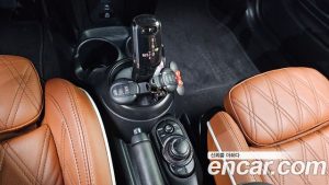 Mini Cooper Convertible CLASSIC 2024 года из Южной Кореи
