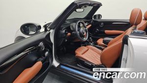 Mini Cooper Convertible CLASSIC 2024 года из Южной Кореи
