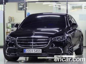 Mercedes-Benz S-Class S580L 4MATIC 2024 года из Южной Кореи