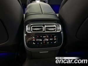 Mercedes-Benz S-Class S580L 4MATIC 2024 года из Южной Кореи