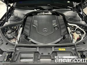 Mercedes-Benz S-Class S580L 4MATIC 2024 года из Южной Кореи